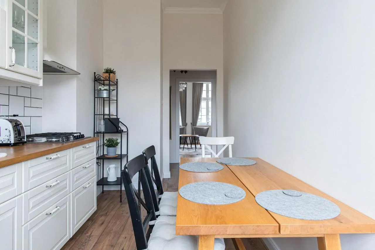 Olives Marina Apartment グダニスク